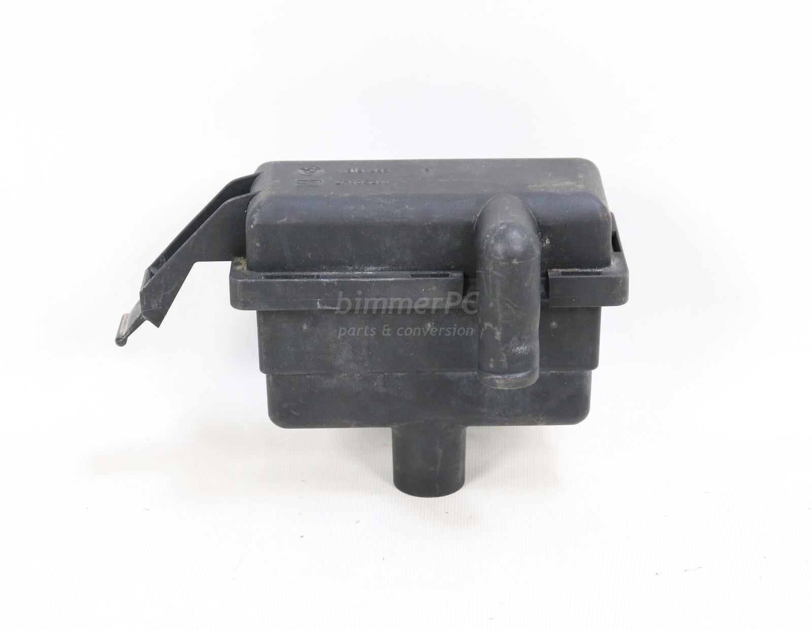 Picture of BMW 11721315445 Emissions Air Intake Box E34 M5 3.6 S38B36 for sale