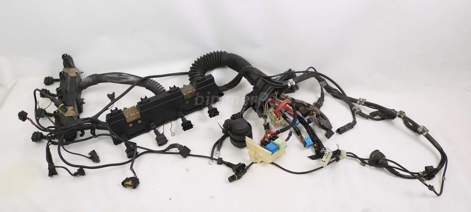 Picture of BMW 12517503643 Engine Wiring Harness M62tu V8 E38 Late for sale