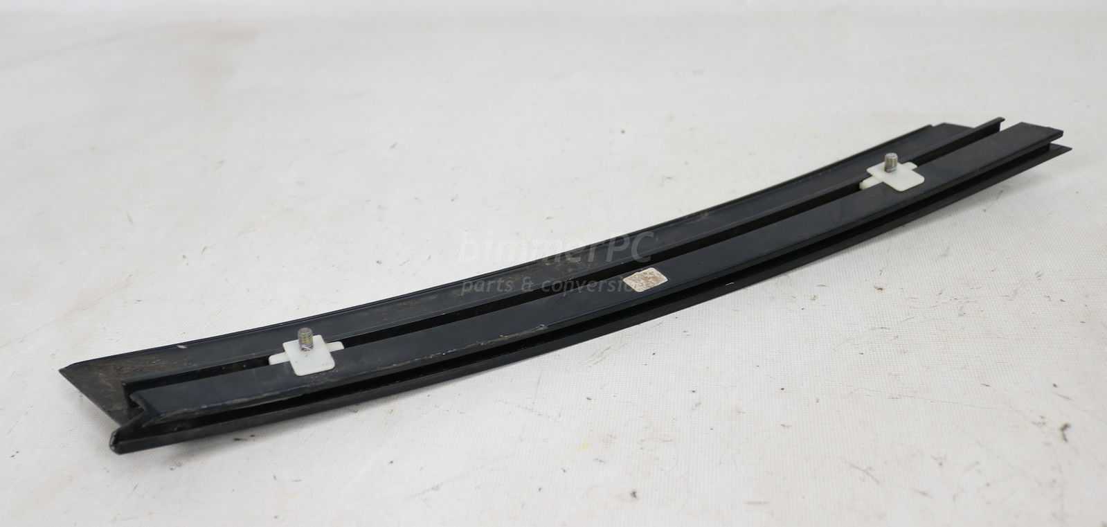 Picture of BMW 51368120503 Left Rear C Pillar Glass Metal Outside Pillar Vertical Trim E34 Touring Wagon for sale