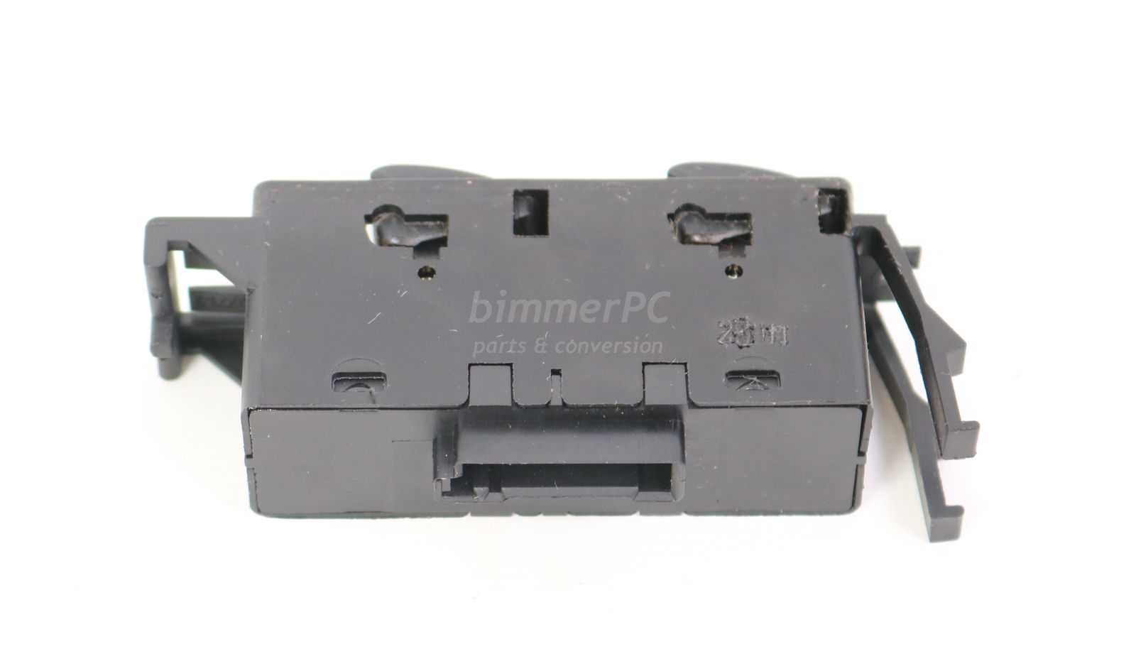 Picture of BMW 61318381514 Right Passengers Console Window Switch Master Switches E46 Sedan Touring Wagon for sale