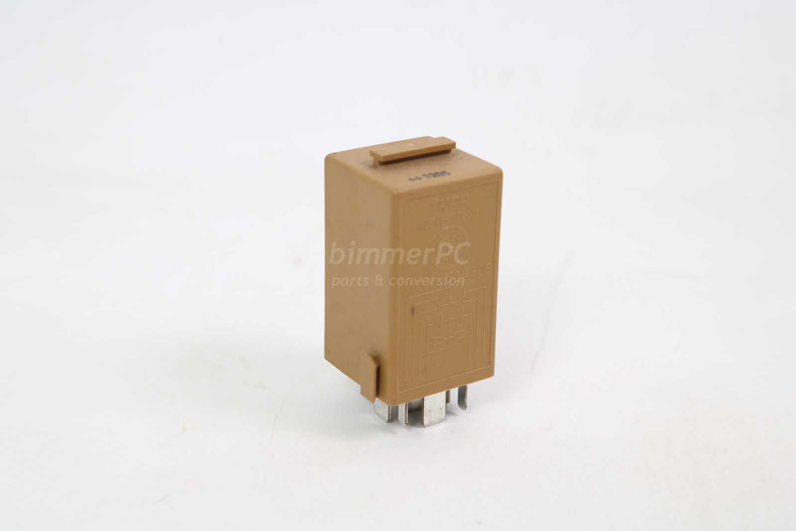 Picture of BMW 61368384505 Windshield Wipers Motor Control Relay Brown E46 E39 E38 E60 E63 E83 E53 E52 for sale