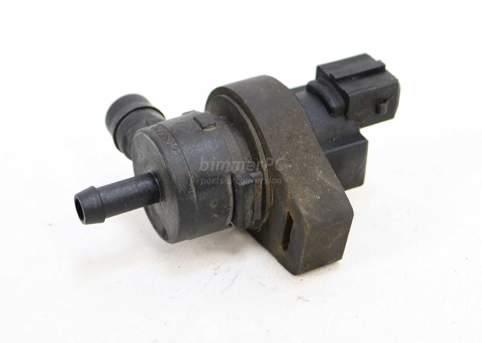 Picture of BMW 13901433603 Fuel Tank Breather Vent Purge Valve Solenoid M54 M52tu M62tu E38 E39 E46 E53 E85 for sale