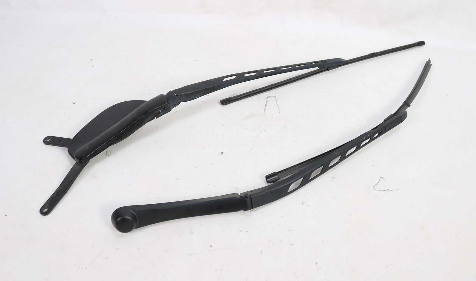 Picture of BMW  Front Windshield Wipers Arms Set E60 E61 E63 E64 for sale