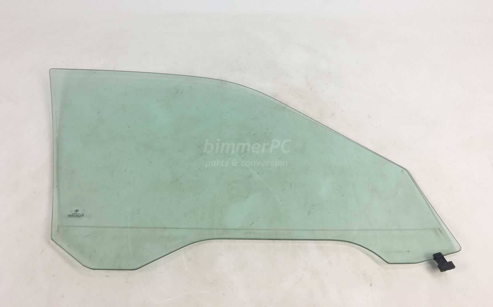 Picture of BMW 51328163843 Front Left Drivers Door Window Glass Single Pane E38 for sale