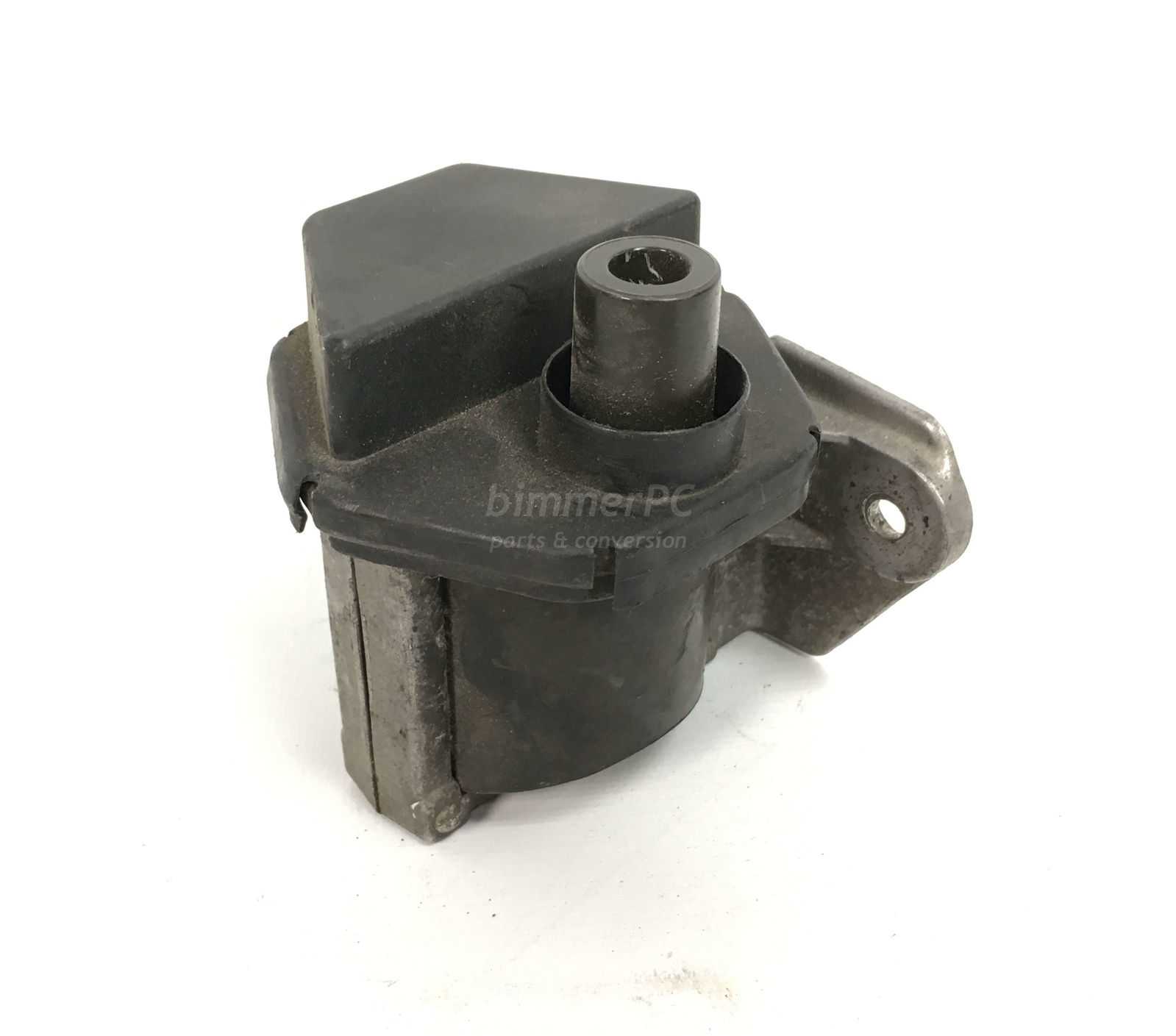 Picture of BMW 12131742926 Ignition Coil Cylinders 7-12 M70 S70 E32 750iL E31 850ci 850i 850CSi for sale