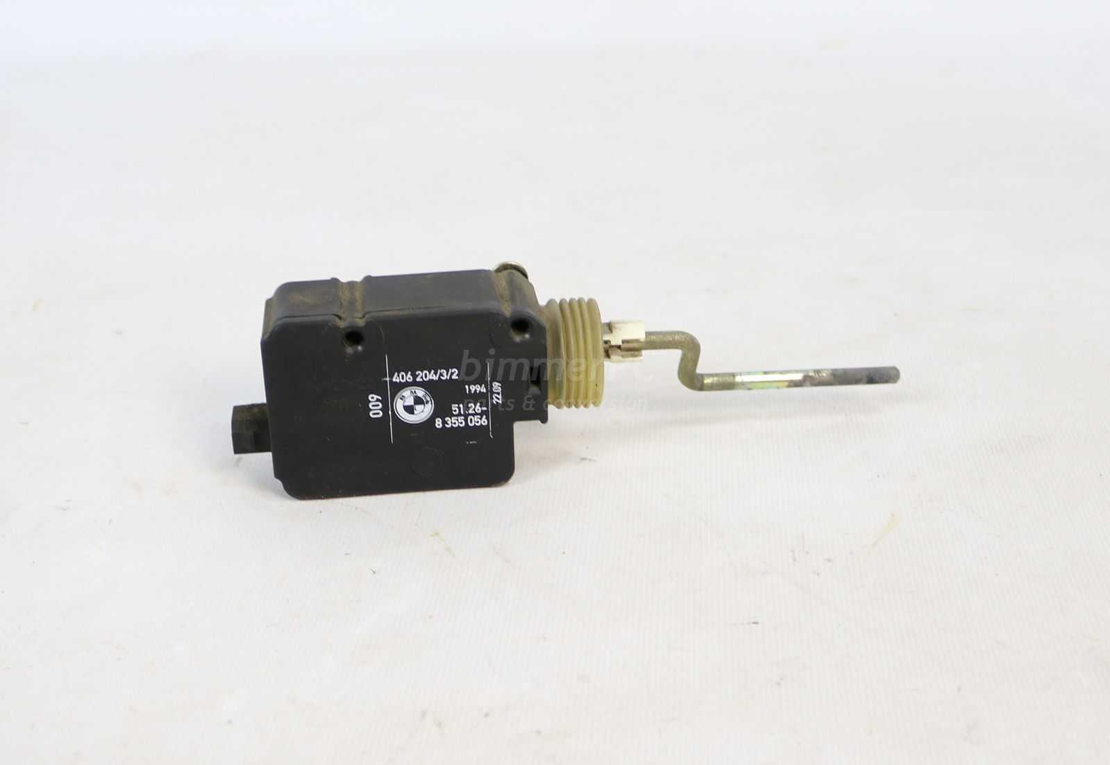 Picture of BMW 51268355056 Fuel Door Flap Power Lock Gas Lid Actuator E53 E34 Late for sale