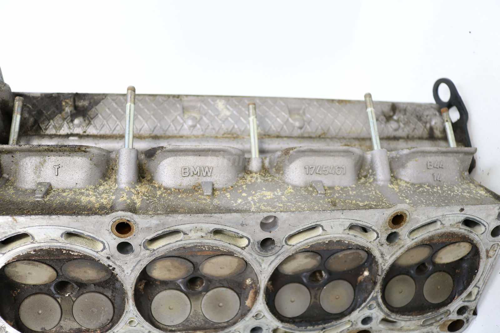 Picture of BMW 11121745458 Right Cylinder Head Bank 1 Cylinders 1-4 M62tuB44 E39 E38 E53 for sale