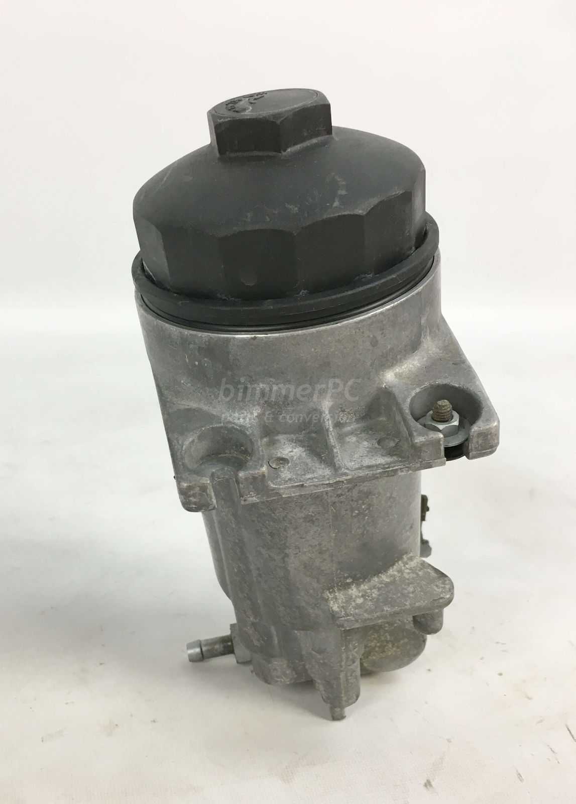 Picture of BMW 11421437582 Engine Oil Filter Housing Canister E38 E39 E31 E32 E53 M60 M62 M62tu M73 M70 V8 V12 for sale