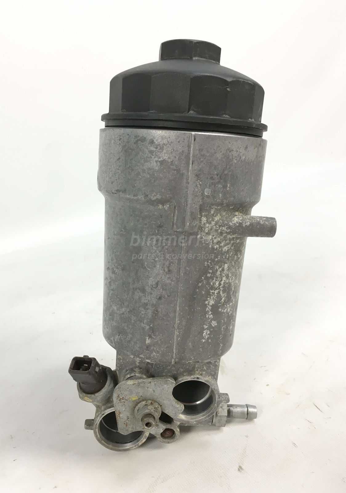 Picture of BMW 11421437582 Engine Oil Filter Housing Canister E38 E39 E31 E32 E53 M60 M62 M62tu M73 M70 V8 V12 for sale