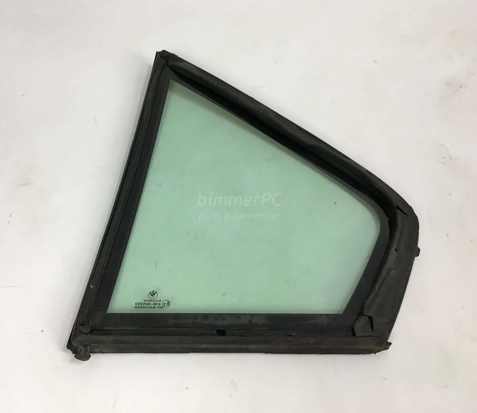 Picture of BMW 51348168126 Rear Right Passengers Door Quarter Glass Window Double Pane Insulated E38 750iL for sale