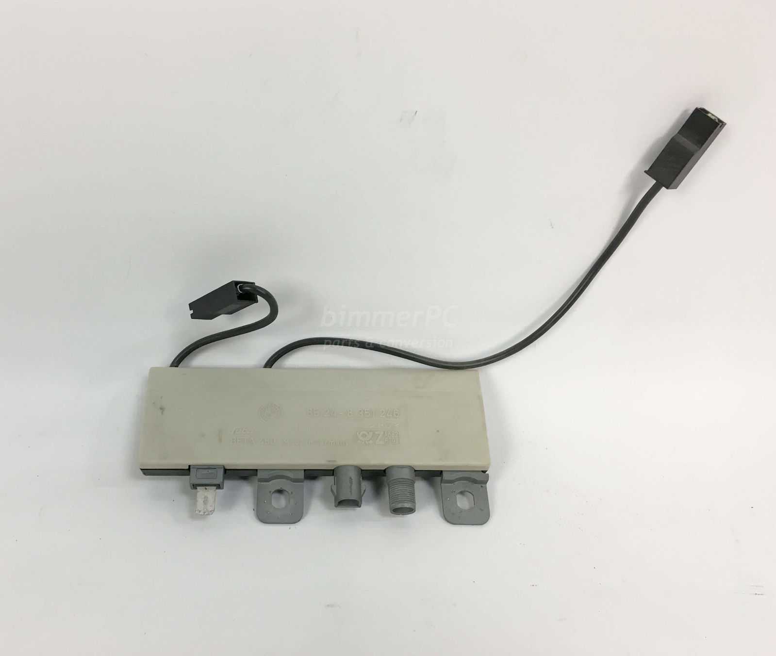 Picture of BMW 65258351246 Antenna Trap Circuit Amplifier Module Unit E32 E34 for sale