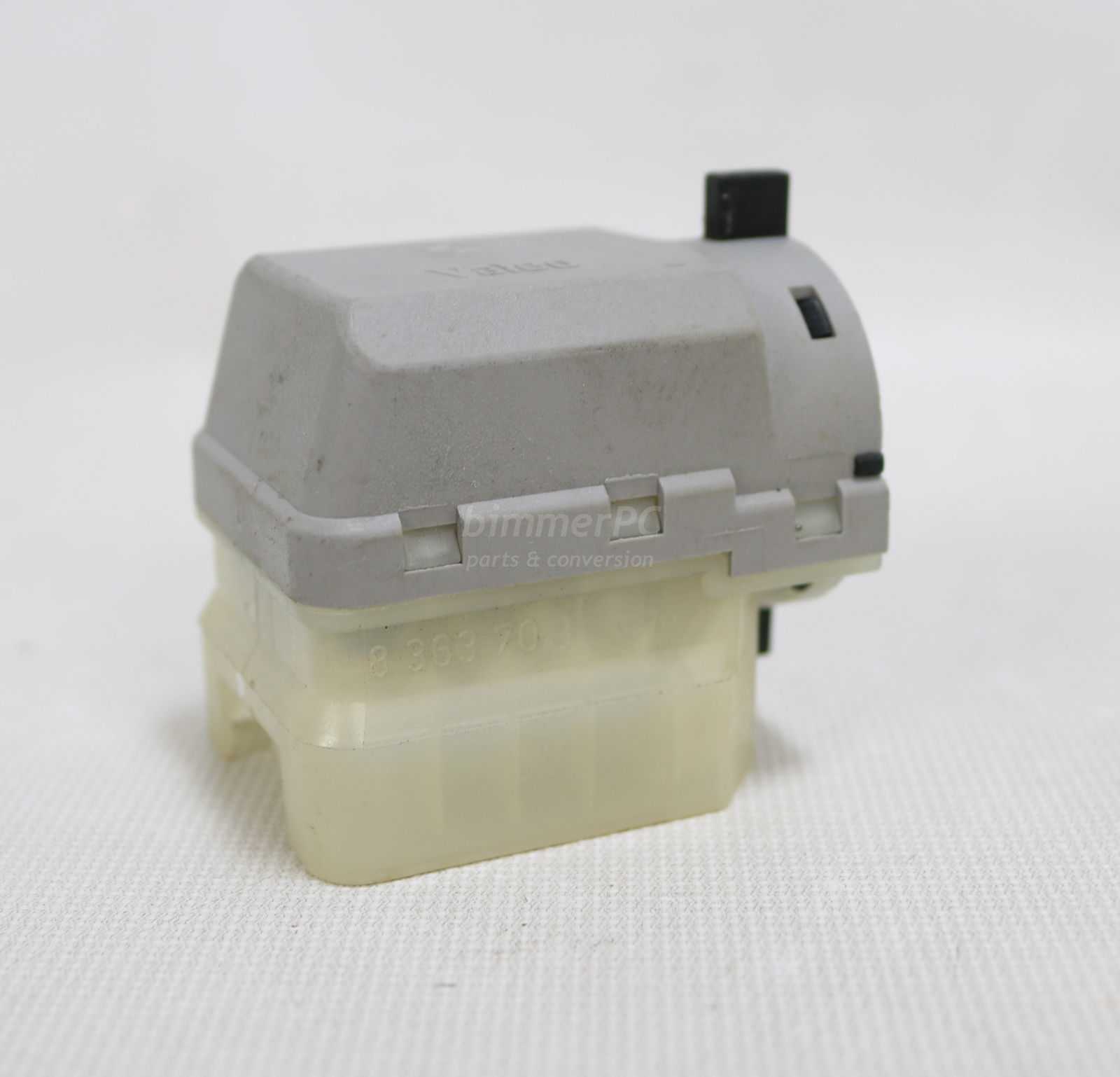 Picture of BMW 61328363708 Steering Column Ignition Starter Switch E38 E39 Early for sale