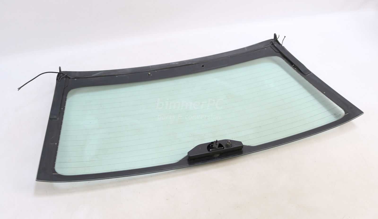 Picture of BMW 51318120285 Rear Hatch Window Glass E34 Touring Wagon 525iT 530iT for sale