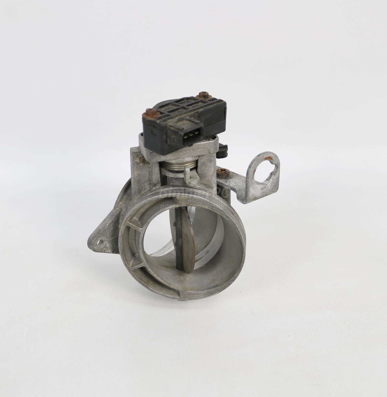 Picture of BMW 13541748840 ASC+T Secondary Throttle Body Housing E36 M52 S52 Z3 for sale