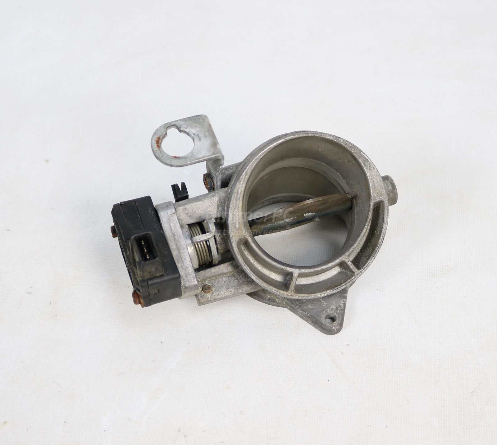 Picture of BMW 13541748840 ASC+T Secondary Throttle Body Housing E36 M52 S52 Z3 for sale