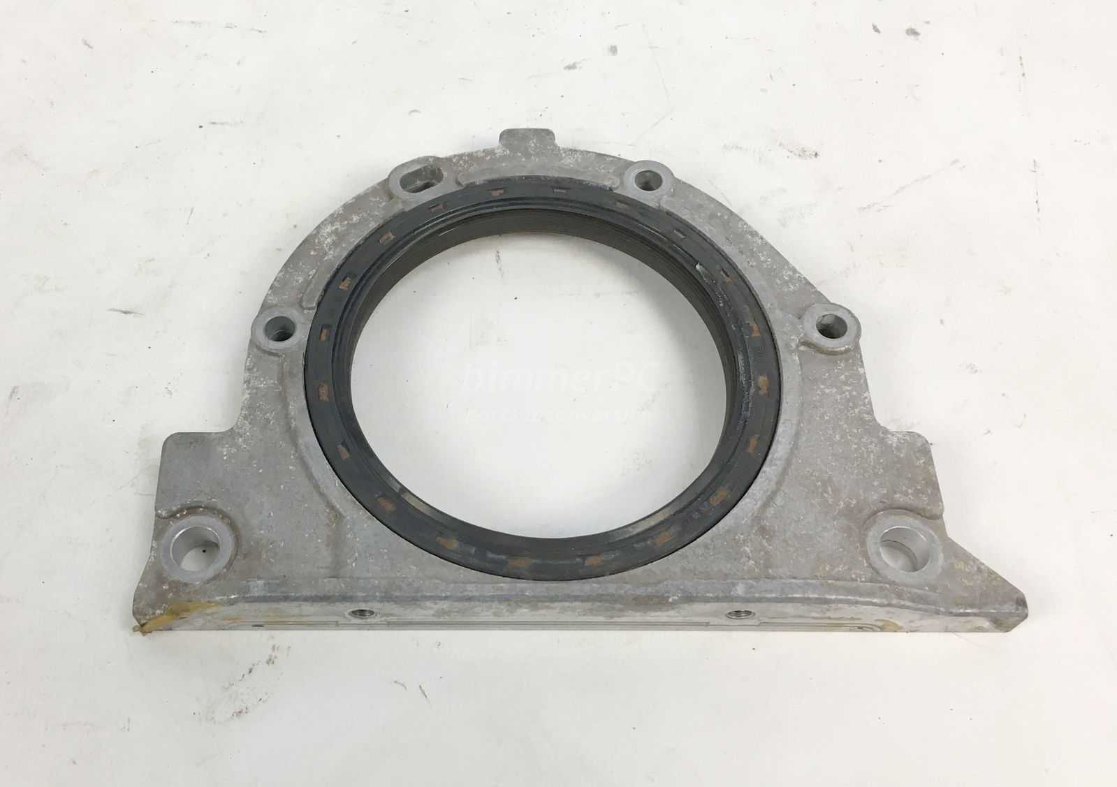 Picture of BMW 11142247867 Engine Rear Lower Main Crank Cover M52 S52 M20 M42 Motor E30 E46 E36 E39 Z3 for sale