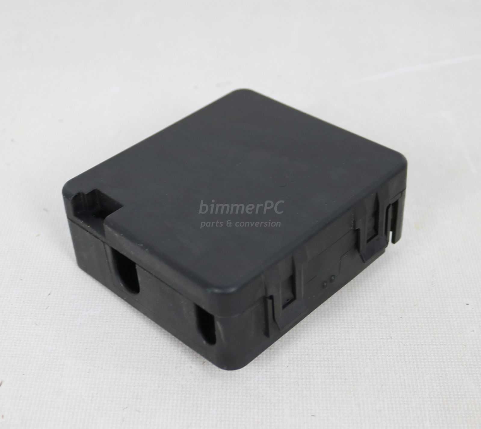 Picture of BMW 61138374986 Rear Trunk Power Distribution Fuse Box Holder E46 Early for sale