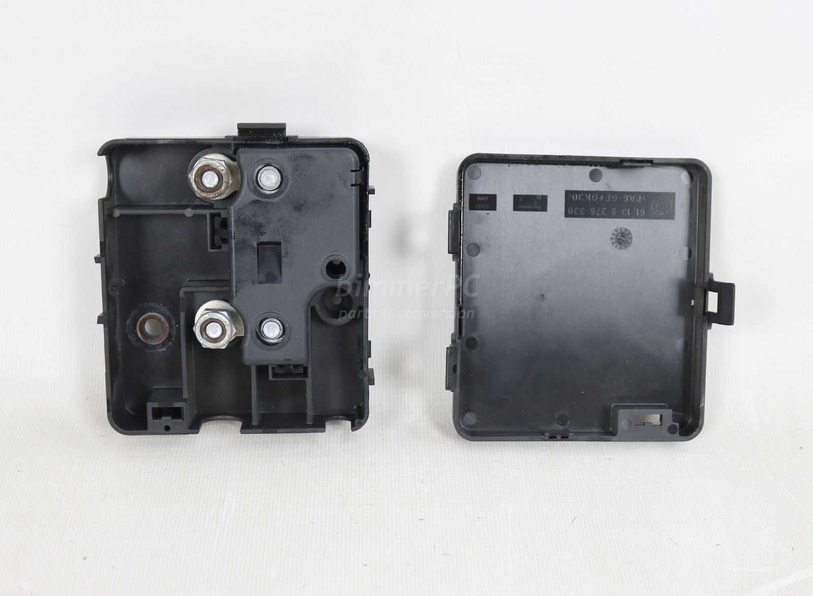 Picture of BMW 61138374986 Rear Trunk Power Distribution Fuse Box Holder E46 Early for sale