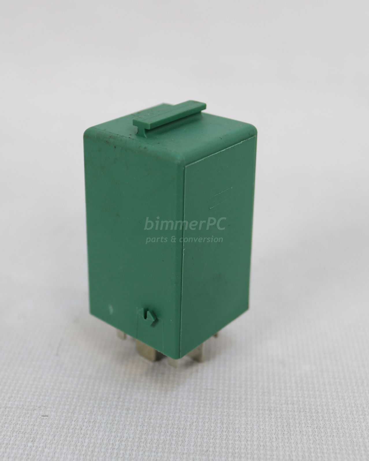 Picture of BMW 61358383185 Green Illuminated Door Handle Power Relay Control Module E38 E53 for sale