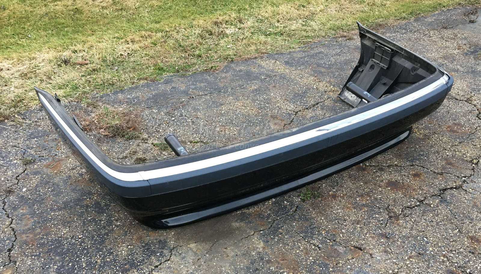 Bmw E38 7-series Jet Black Rear Bumper Cover Core Carrier 740il 1995 