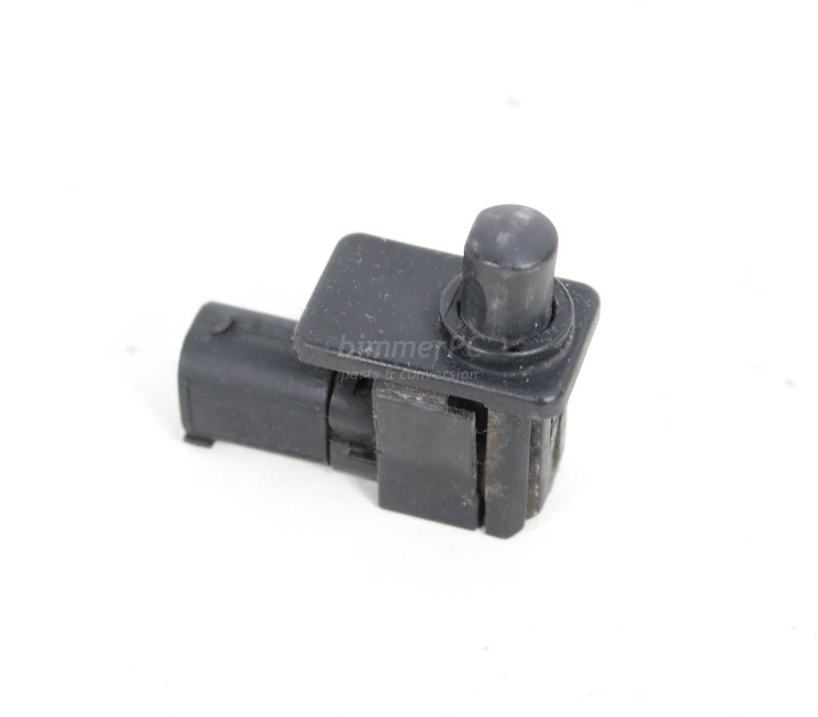 Picture of BMW 61318352229 Hood Switch Open Ajar Alarm Sensor E53 E60 E46 E38 E90 for sale