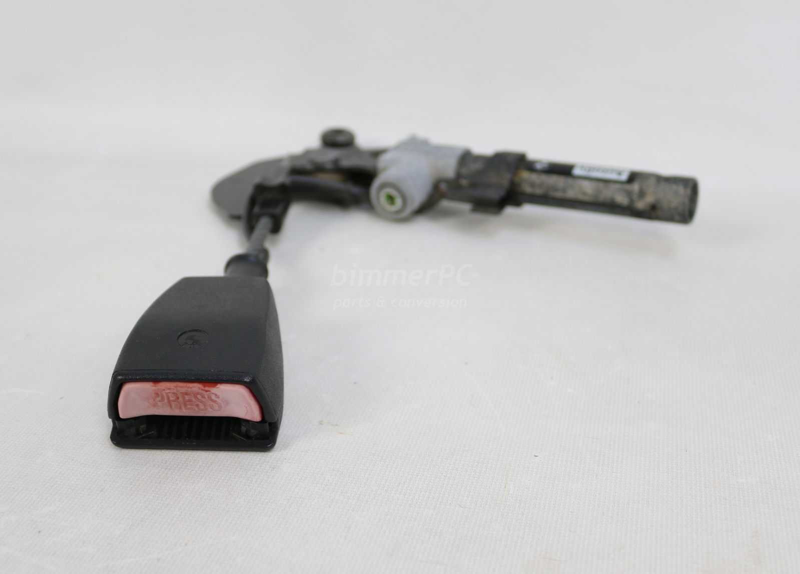 Picture of BMW 72118150660 Right Passengers Front Seat Belt Tensioner Buckle Receiver Latch E39 E38 Early for sale