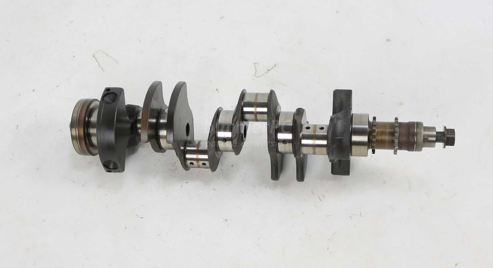 Picture of BMW 11211745592 Engine Crankshaft 4.4L V8 M62 M62tu E31 E38 E39 E53 for sale