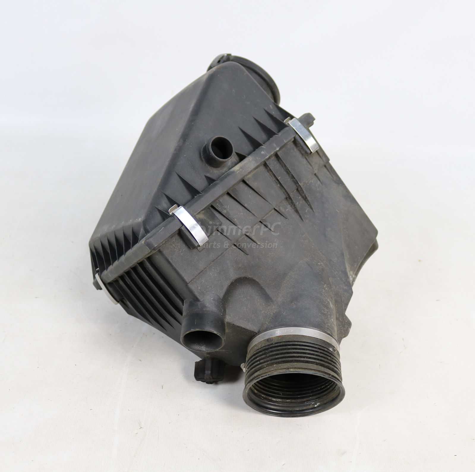 Picture of BMW 13711432823 Intake Air Cleaner Box Filter Housing E38 M62tu for sale