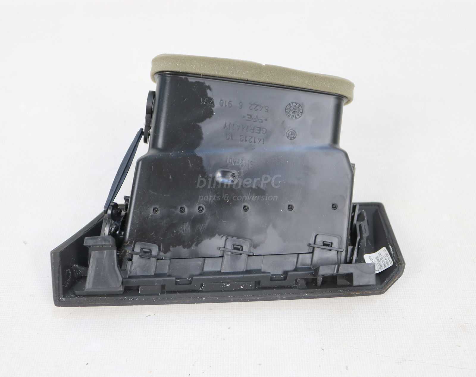 Picture of BMW 64226953619 Left Drivers Dashboard Fresh Air Vent Control E60 E61 for sale
