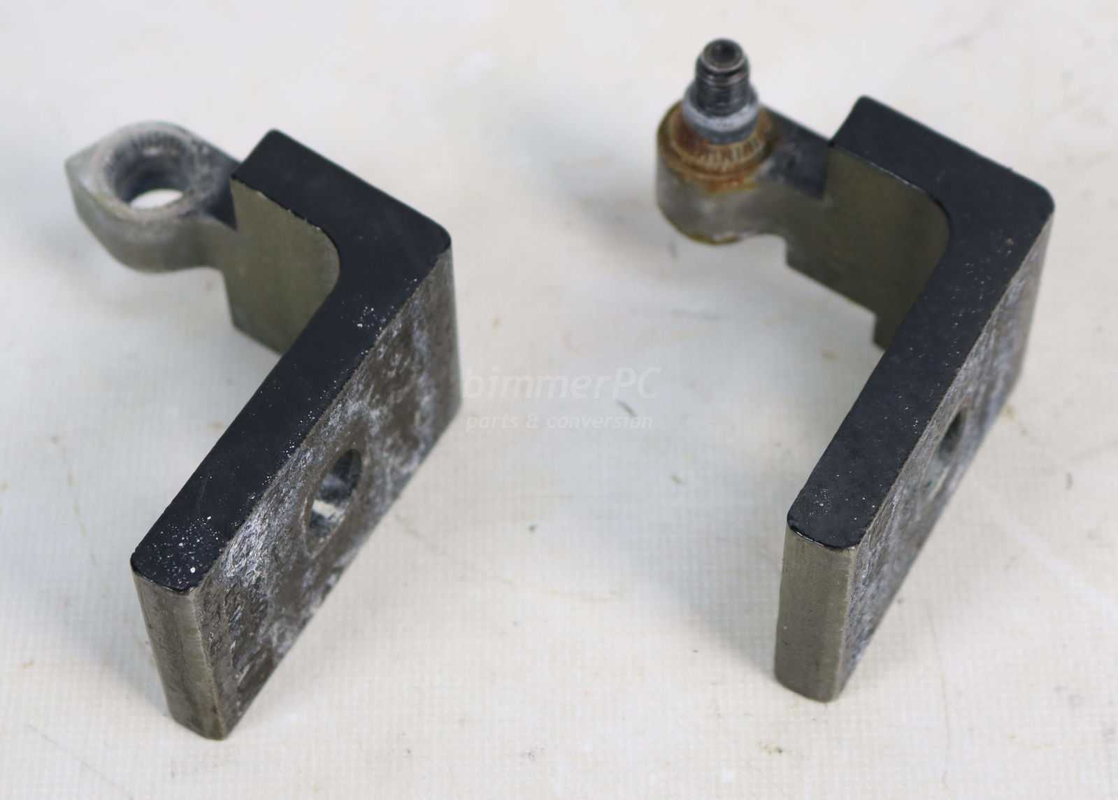 Picture of BMW  Right Front Door Hinges Mounting Brackets E60 E70 E71 for sale