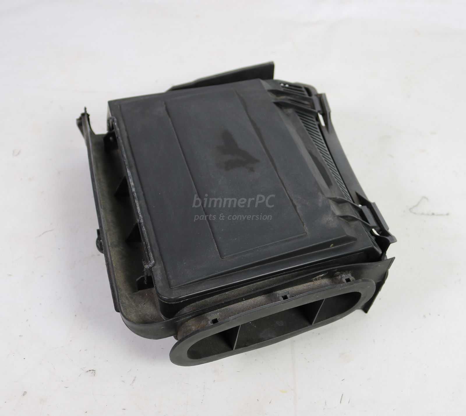 Picture of BMW  Right Front Passengers Microfilter Air Intake Box E39 Late for sale