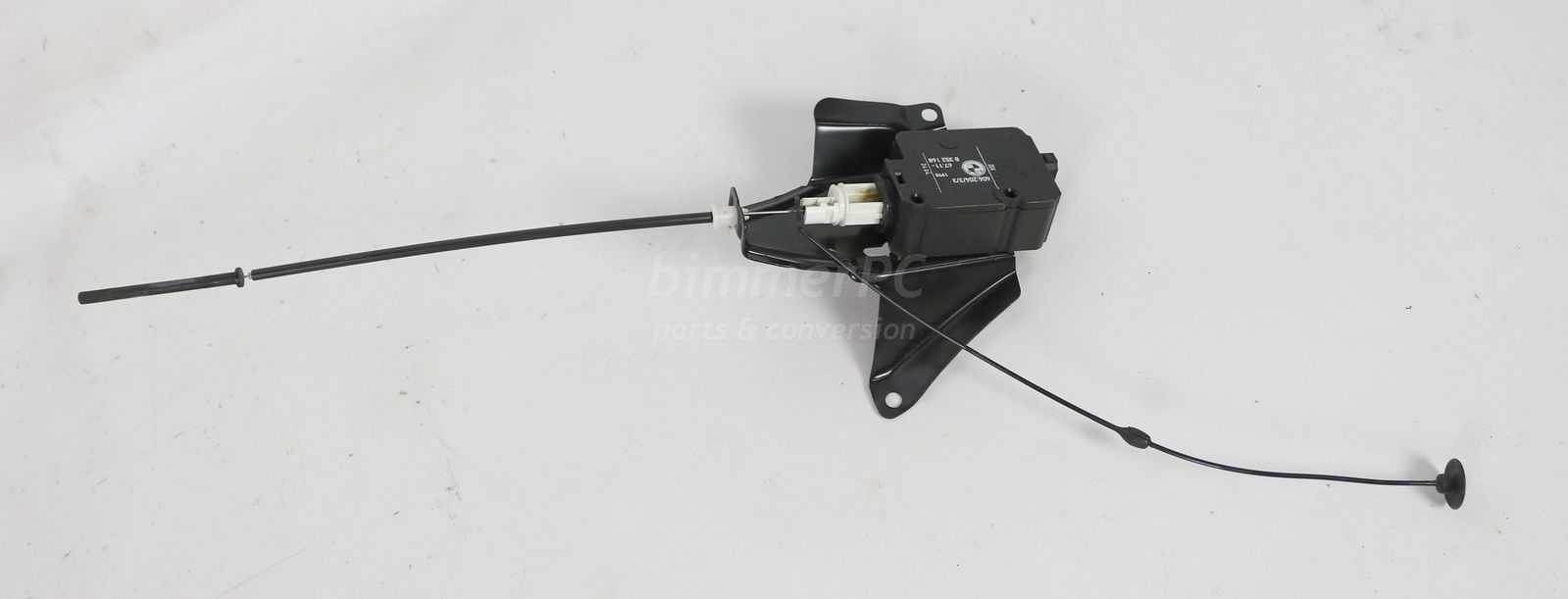 Picture of BMW 67118352168 Gas Lid Fuel Door Lock Actuator E38 E39 for sale