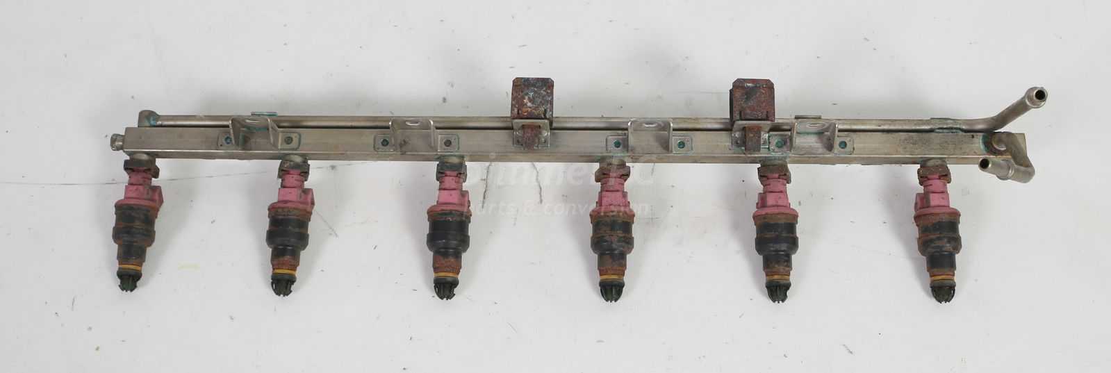 Picture of BMW 13531707409 Engine Fuel Rail with Injectors 528i M52 E39 1998 for sale