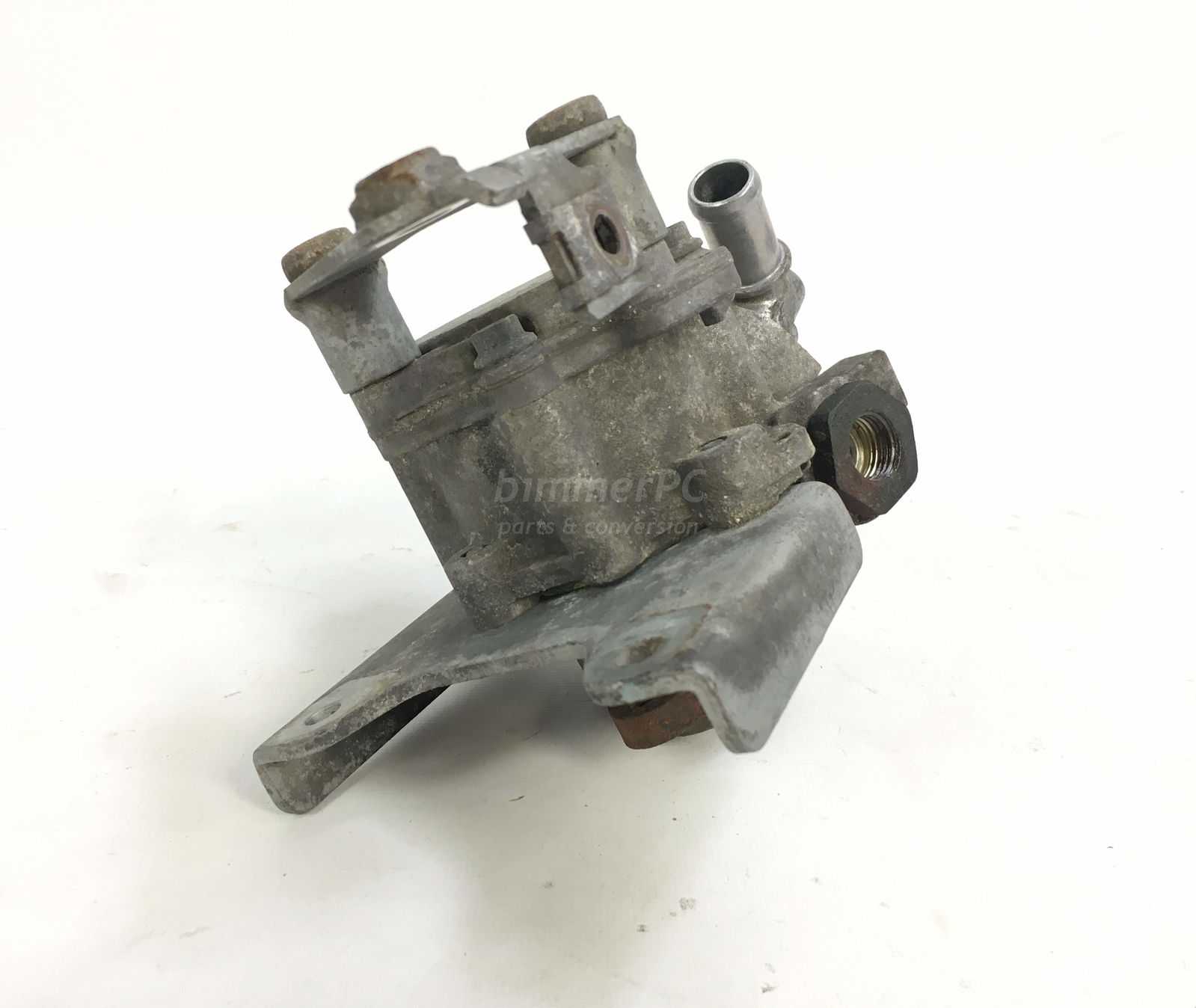 Picture of BMW 32411097149 Power Steering Pump LuK LF-30 E39 525i 530i 528i Late for sale