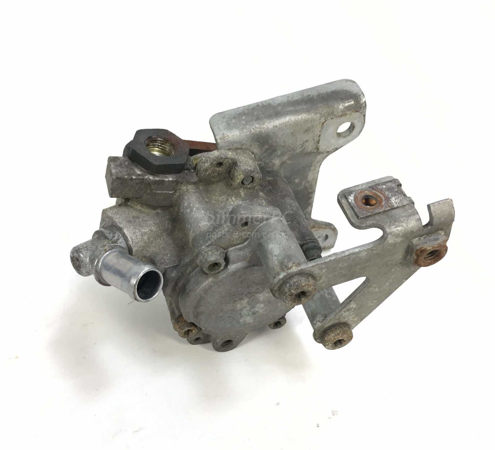 Picture of BMW 32411097149 Power Steering Pump LuK LF-30 E39 525i 530i 528i Late for sale