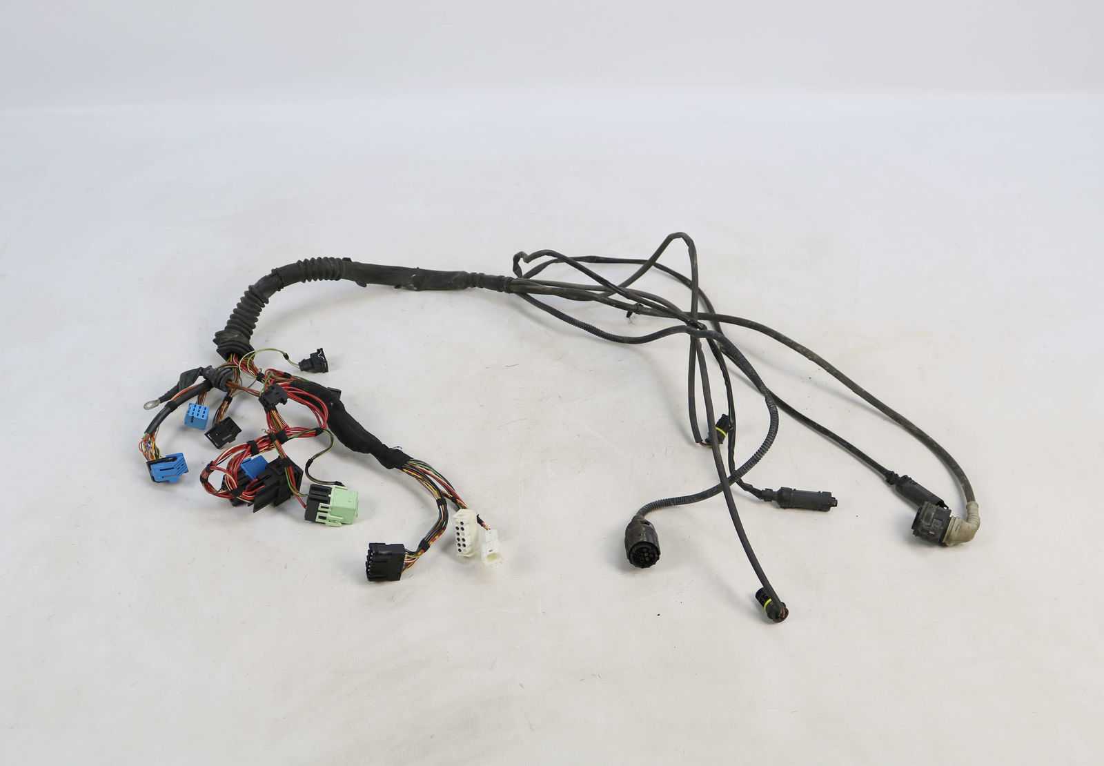 Picture of BMW 12517516998 Engine Automatic Transmission Cable Wiring Harness M54 6-Cylinder E39 2003 for sale