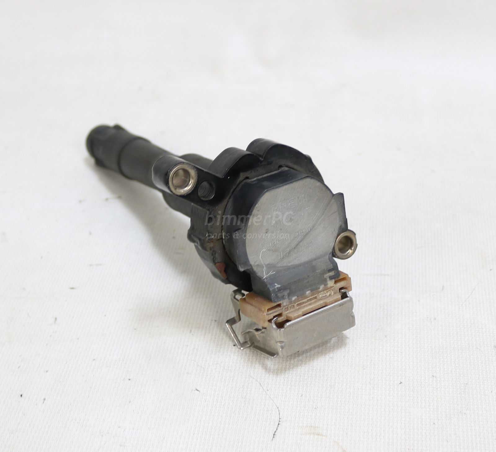 Picture of BMW 12131748018 Engine Motor Spark Plug Ignition Coil Pack E46 E38 E39 E36 E53 for sale