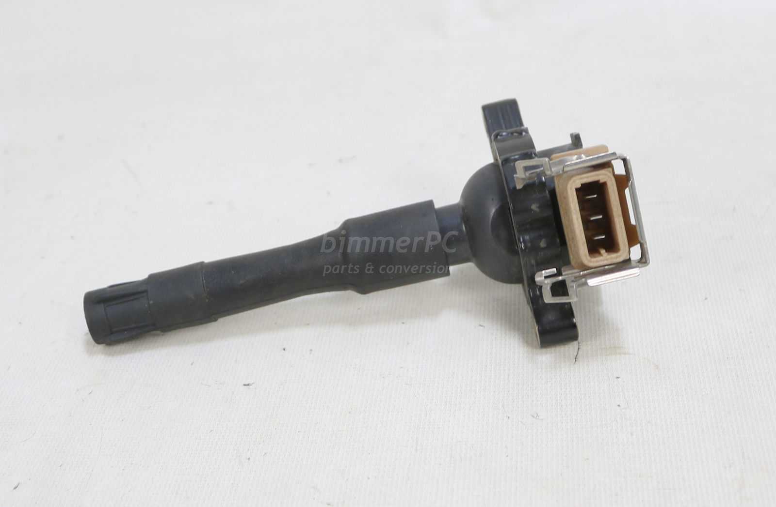 Picture of BMW 12131748018 Engine Motor Spark Plug Ignition Coil Pack E46 E38 E39 E36 E53 for sale