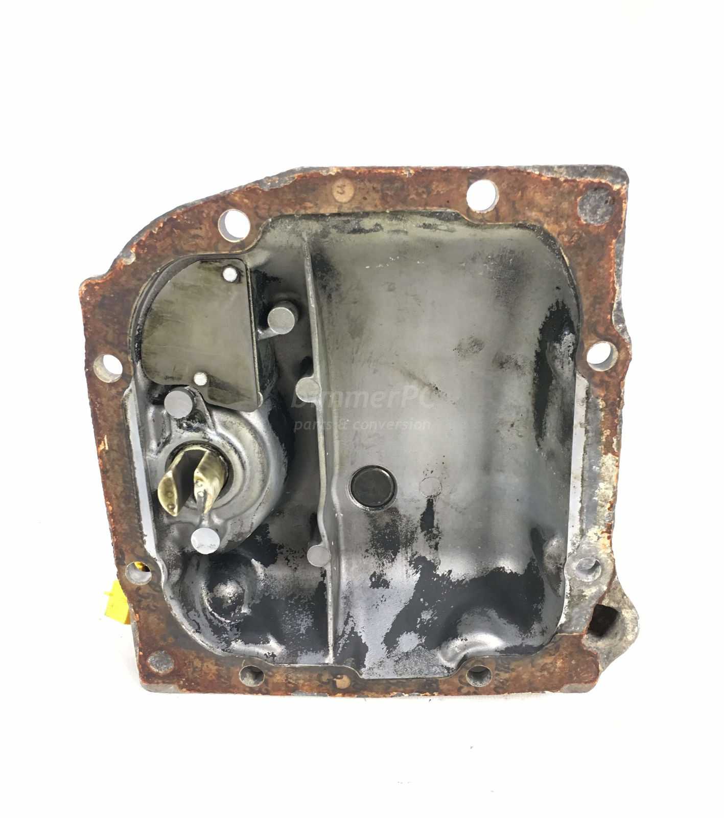 Picture of BMW 33101211707 Final Drive Differential Rear Cover E34 E32 for sale