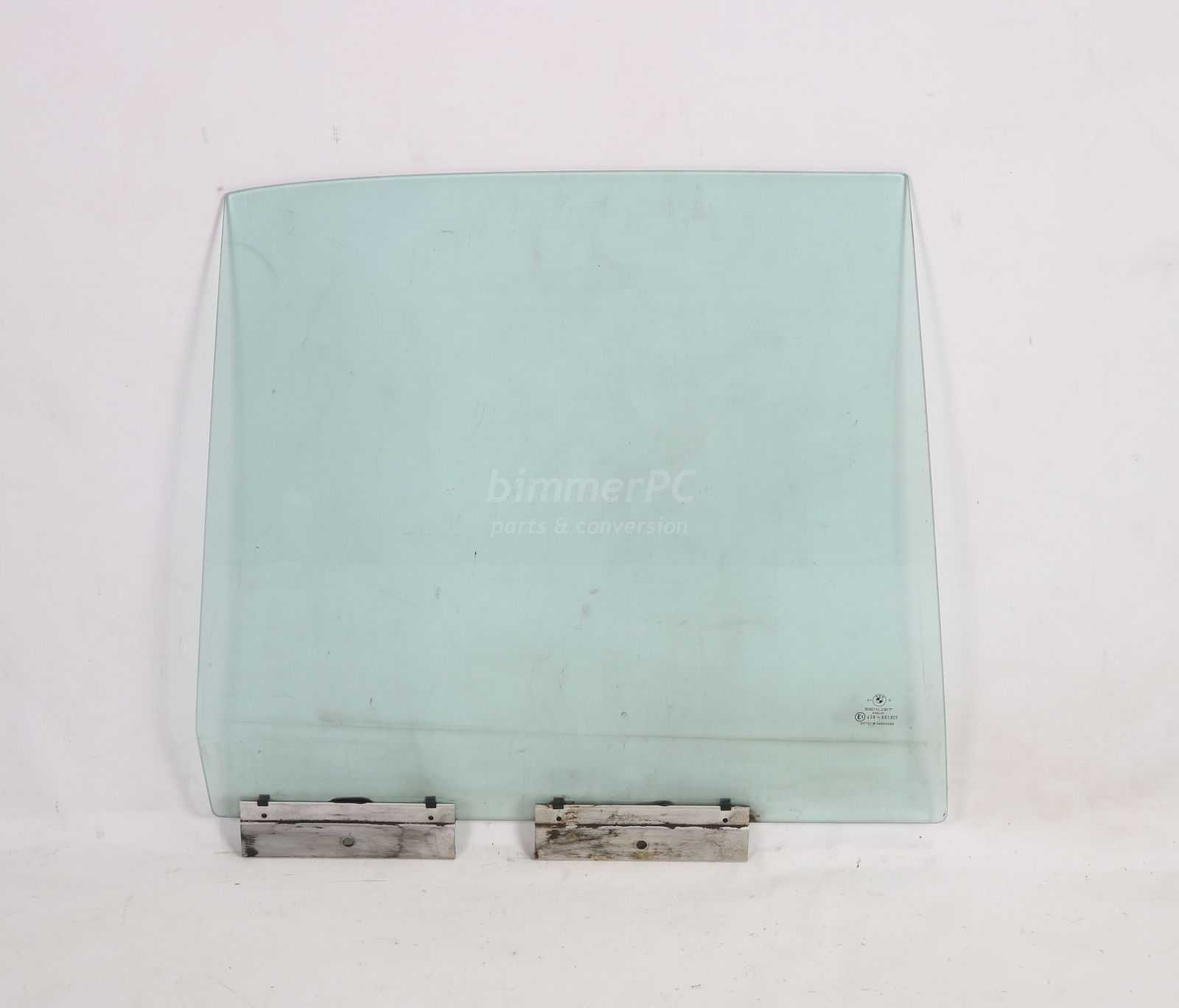 Picture of BMW 51348107674 Rear Right Passengers Door Window Glass Pane E34 Sedan for sale