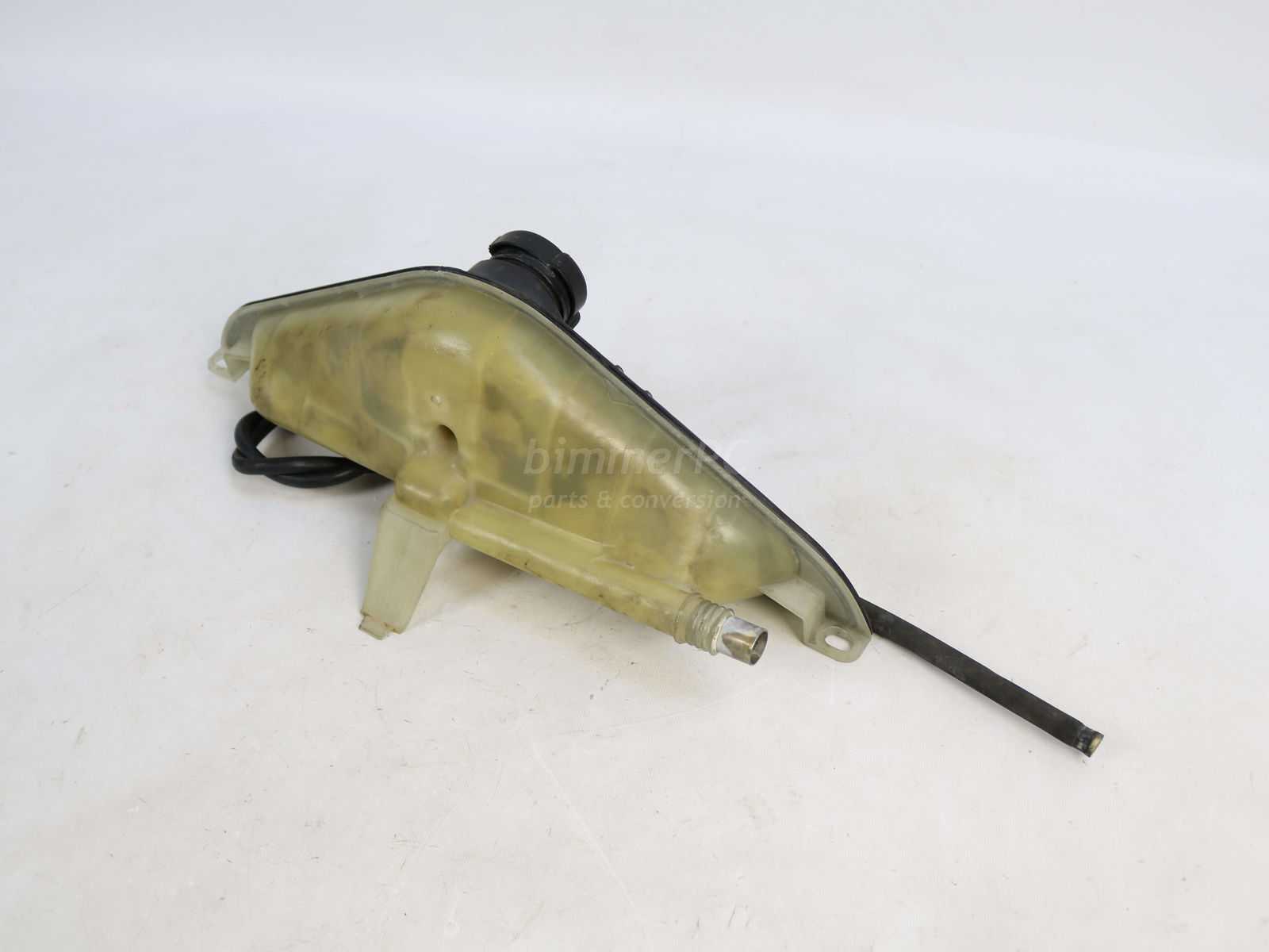 Picture of BMW 17111719110 Coolant Radiator Expansion Tank Reservoir E34 535i 540i 530i E32 for sale