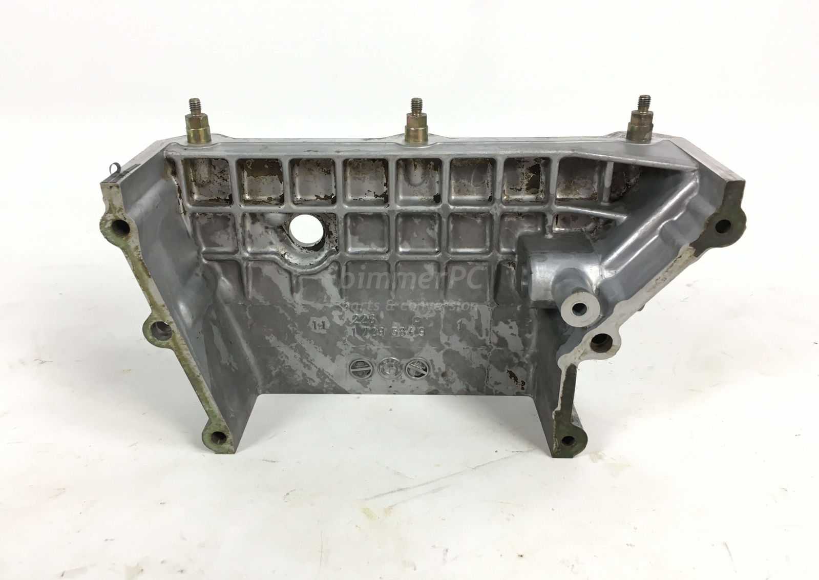 Picture of BMW 11141729583 Engine Motor Timing Cover Cylinders 1-4 Right Side M60 V8 E34 E32 E38 E31 for sale