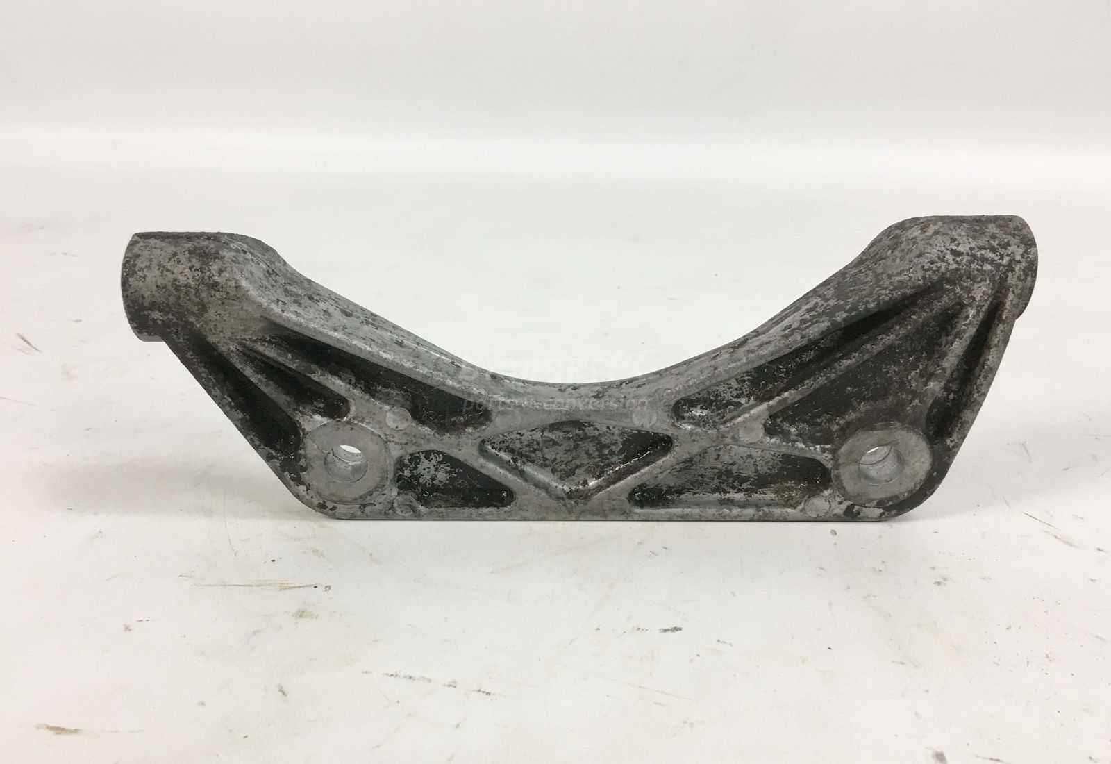 Picture of BMW 33171131164 Aluminum Rear Differential Mounting Bracket Support Arm E34 E32 for sale