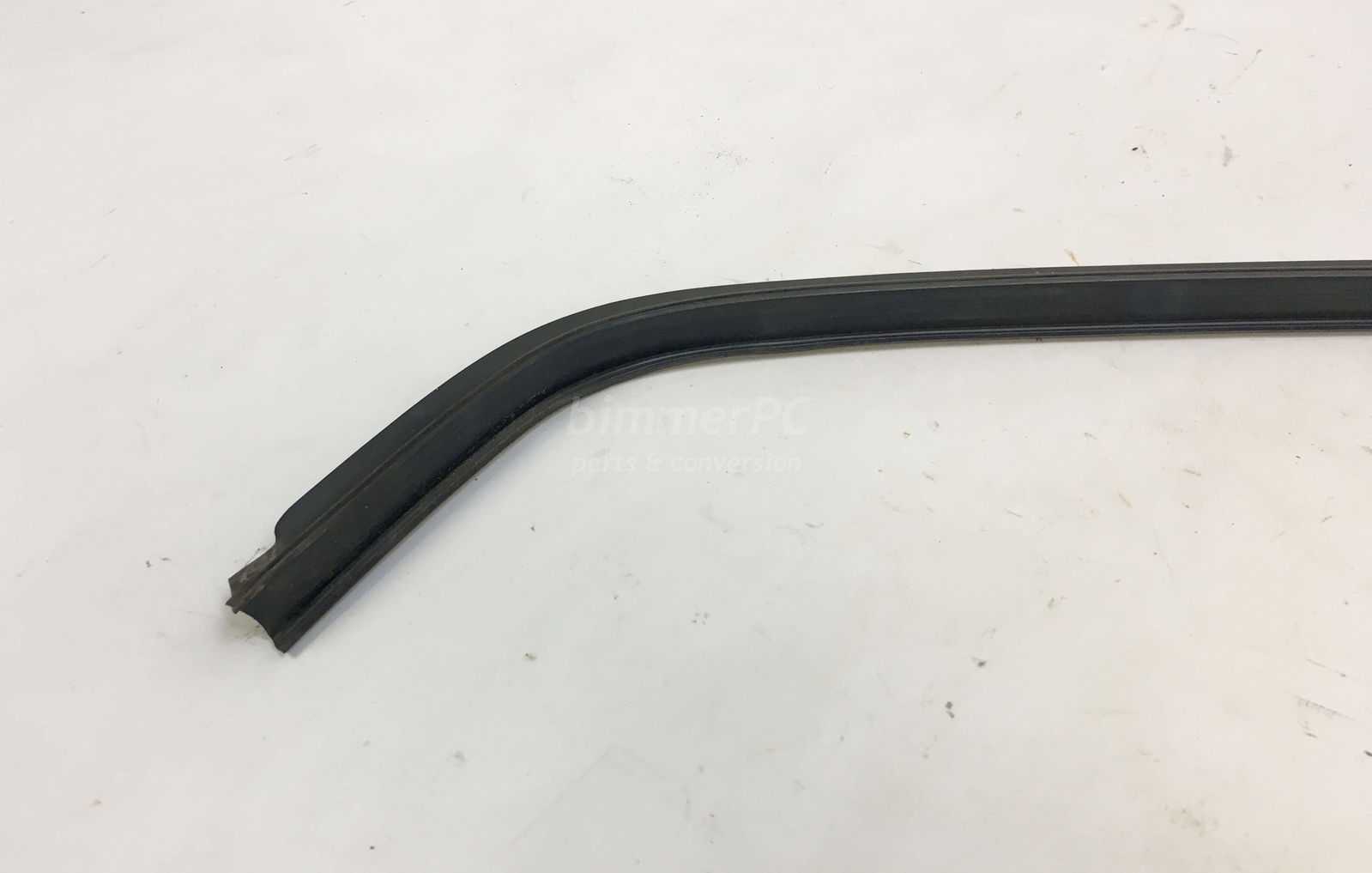 Picture of BMW 51228157878 Right Rear Door Seal Window Glass to Frame Rubber Trim E38 740i Short Wheelbase for sale