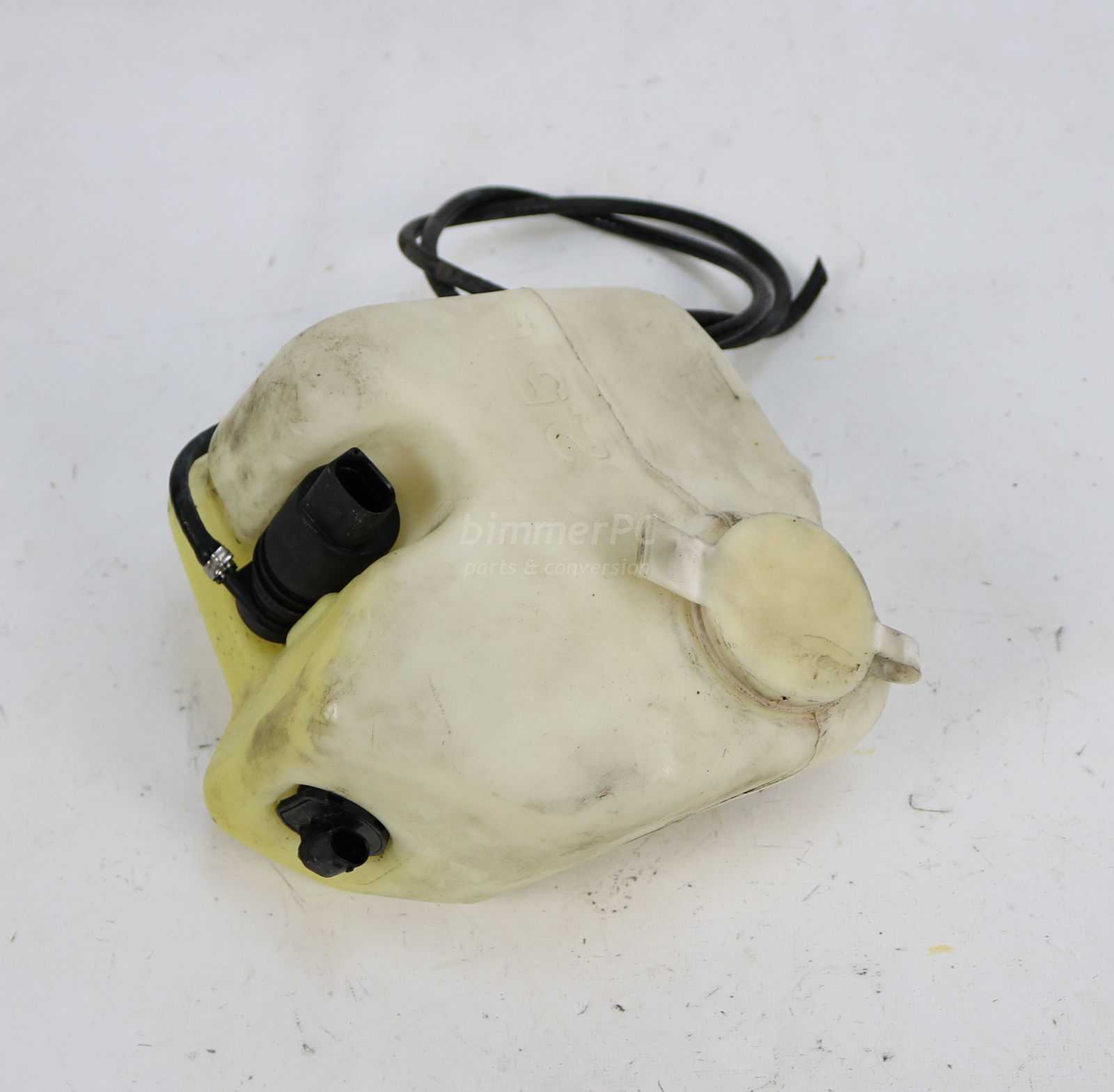 Picture of BMW 61661387383 Windshield Washer Fluid Reservoir Tank Bottle w Pump 2.5L E36 Z3 for sale