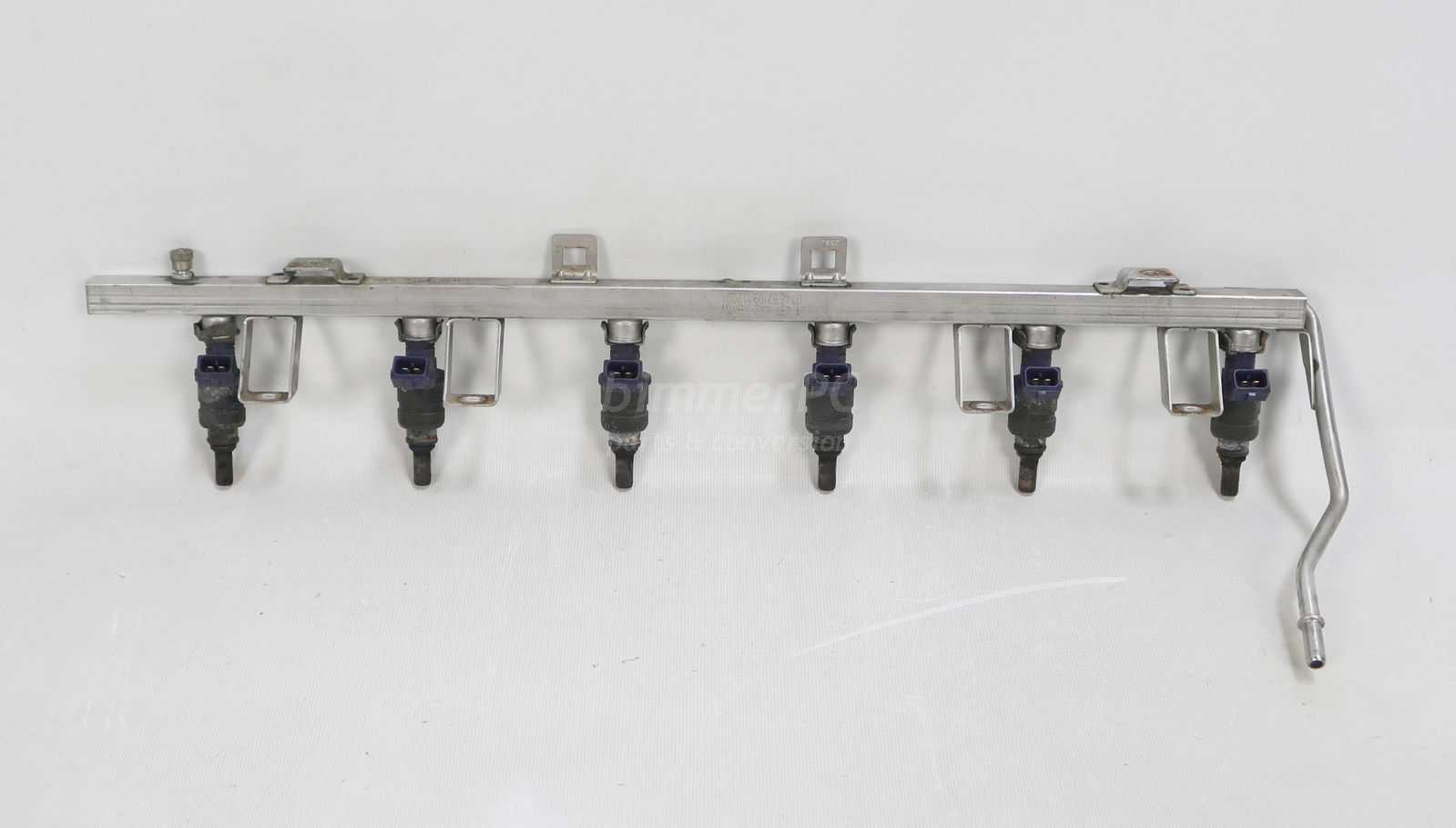 Bmw M54 3 0l Engine Fuel Rail W Injectors E39 E46 E53 E60 E83 E85 2000 2006 Oem Ebay