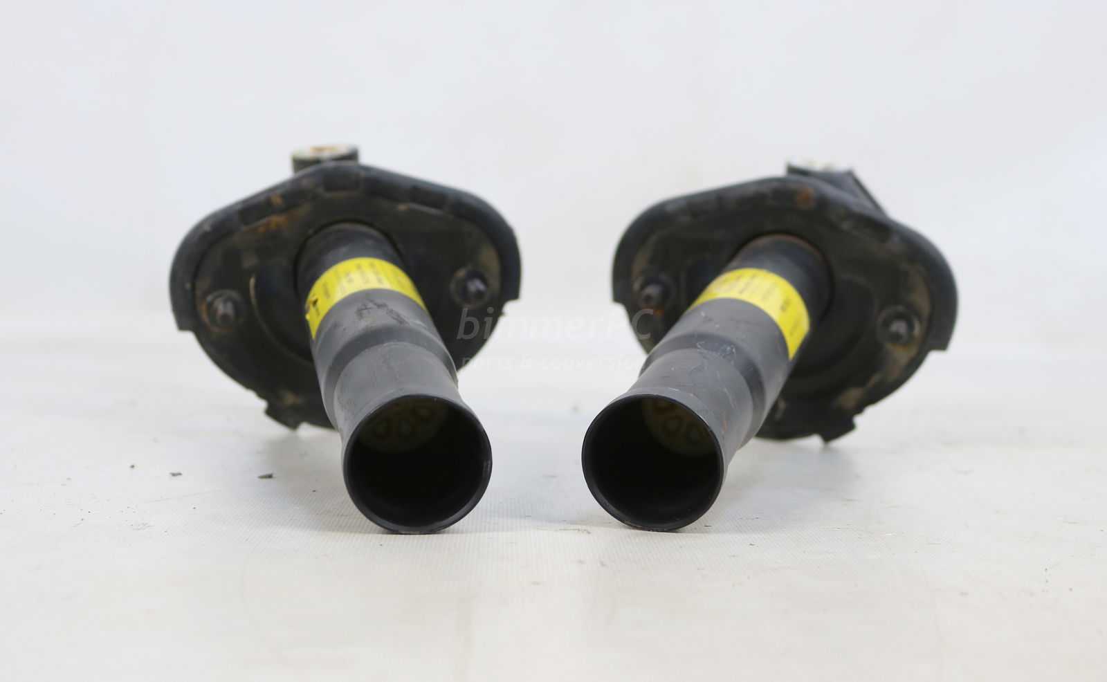 Picture of BMW  Rear Bumper Impact Shocks Mounting Struts E39 for sale