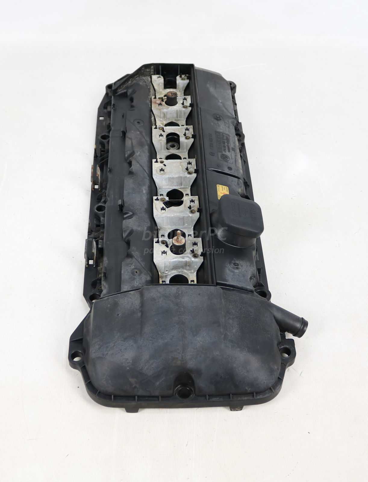 Picture of BMW 11121432928 Engine Cylinder Head Valve Cover M52tu M54 E46 E39 E53 E36 for sale