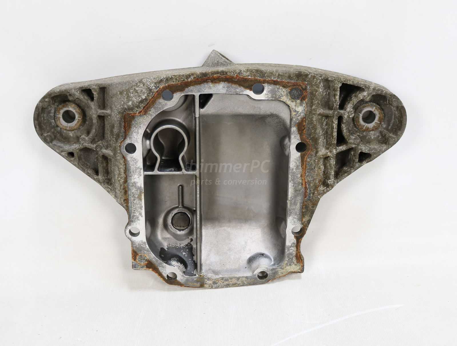 Picture of BMW 33131214309 Final Drive Differential Rear Cover Medium Case E39 6 Cylinder for sale