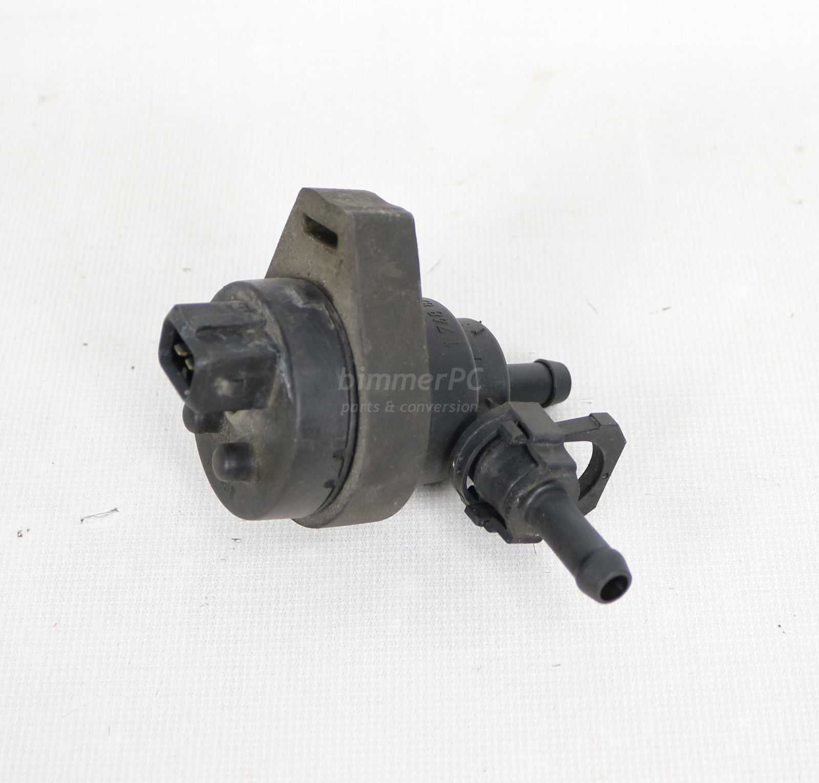 Picture of BMW 13901748875 Fuel Tank Breather Vent Purge Valve Solenoid M62 M73 S52 M52 M44 E38 E39 E36 E31 for sale